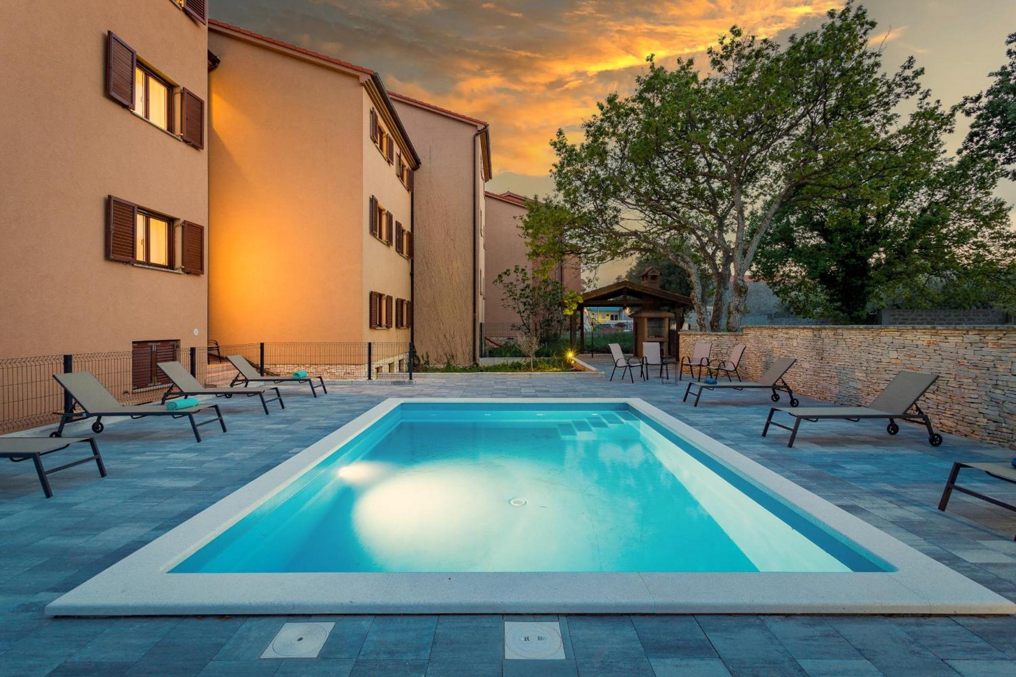 Apartments Cesare With Shared Pool Ližnjan Zewnętrze zdjęcie